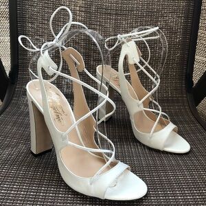 Alejandro Ingelmo 8.5 US - 39 EU High Heels Sandals White NWB